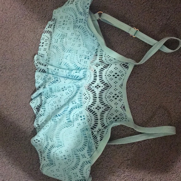 Women’s bathing suit top - Picture 1 of 6